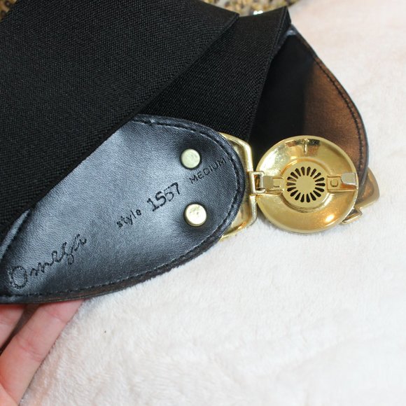 ⭐?1980\'s Coin Western Boho~Vintage~Omega~Leather~Metal~ Belt 25\